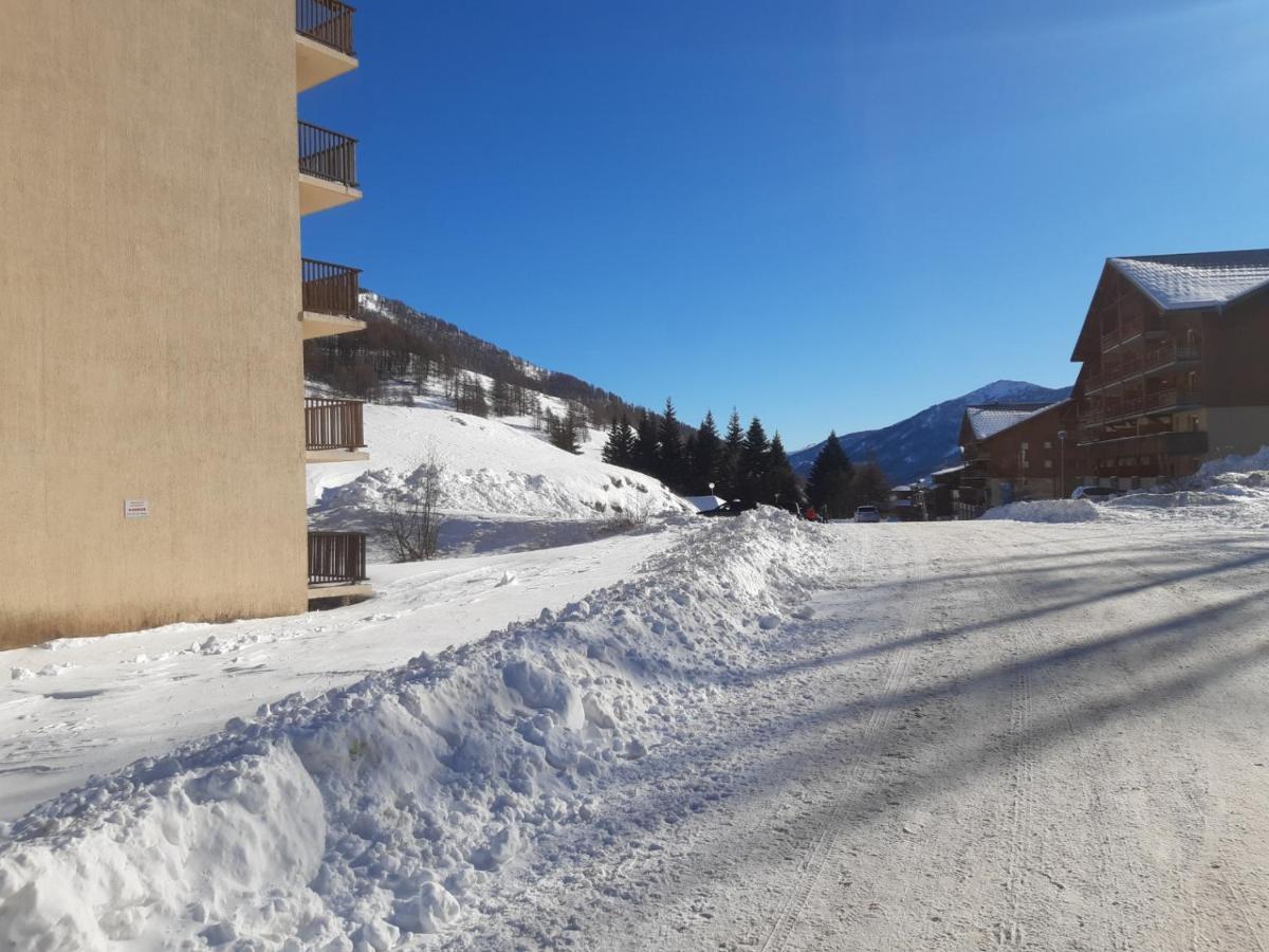 Studio Lägenhet Allos Exteriör bild