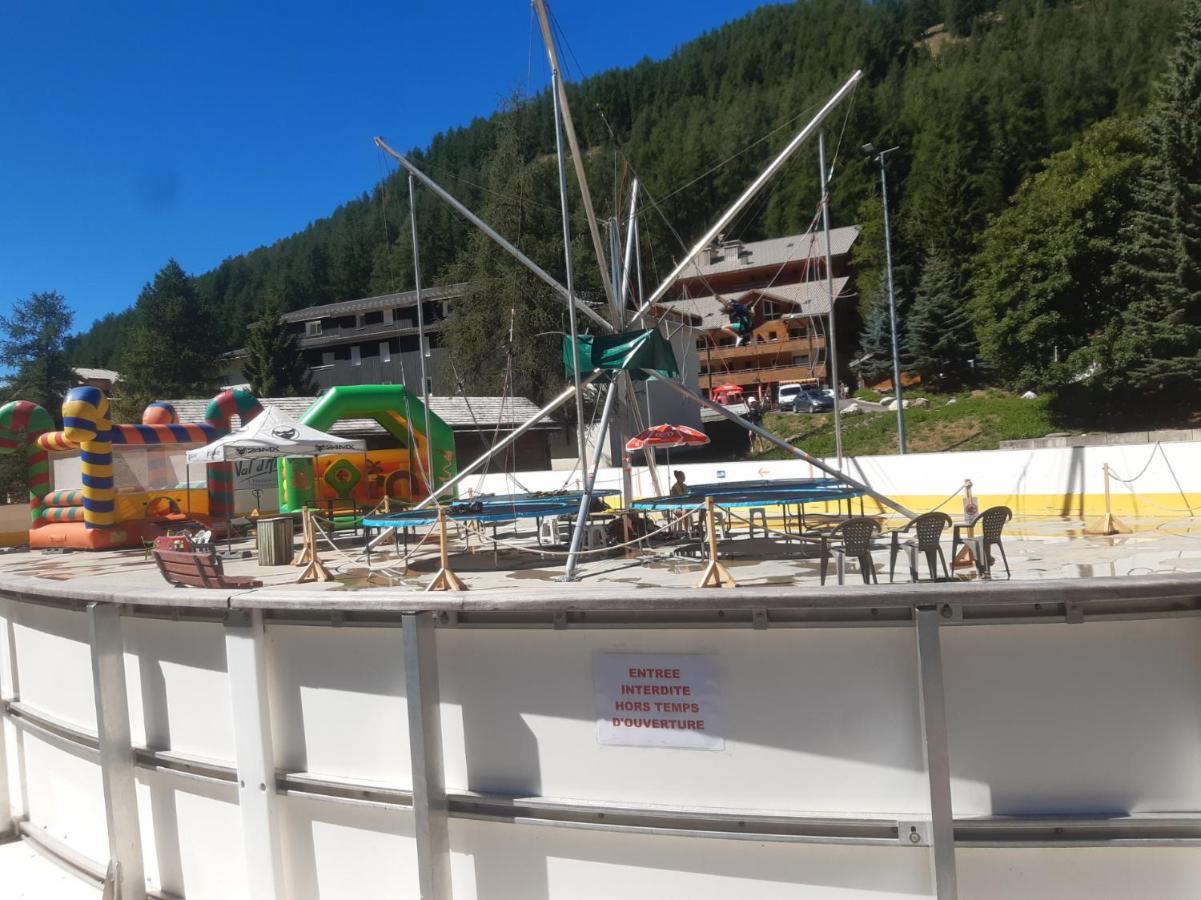 Studio Lägenhet Allos Exteriör bild